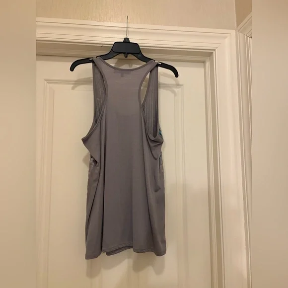 🌸5/$50🌸Almost Famous Grey Scoop Neck Tank with sequins - Picture 2 of 3